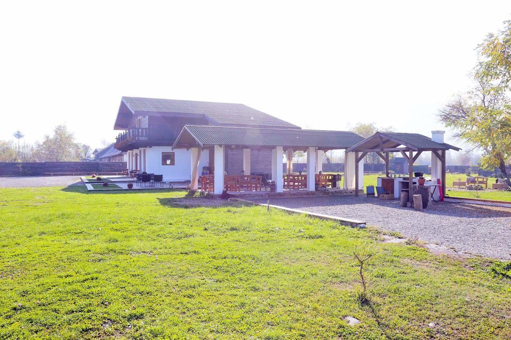 Landhaus Bed&Breakfast Vişeu de Sus Exterior foto