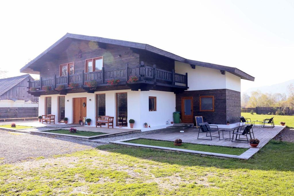 Landhaus Bed&Breakfast Vişeu de Sus Exterior foto